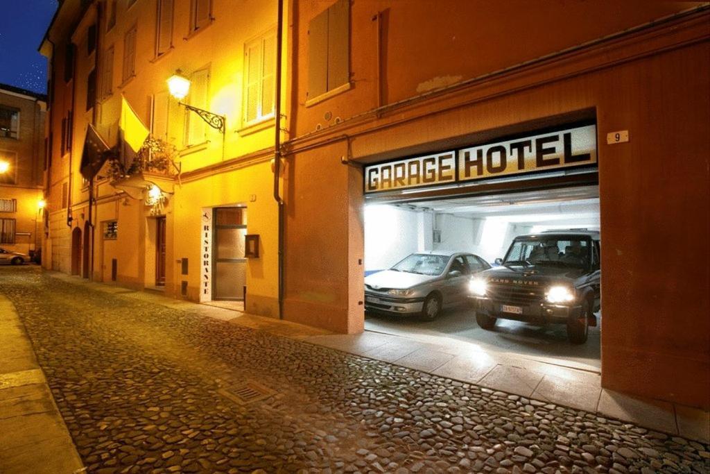 Hotel Cervetta 5 Modena Eksteriør billede